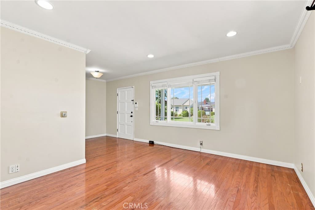 Home at 2708 Heather Heights Avenue, Arcadia — photo 5 of 12