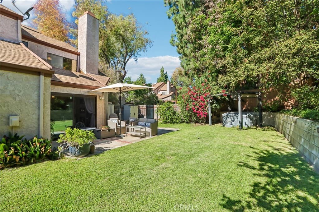 Townhouse at 904 S Canyon E, Monrovia — photo 1 of 12