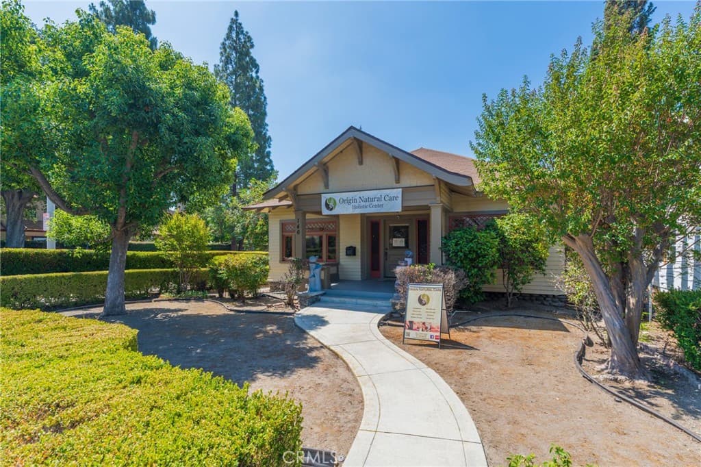 Home at 146 E Walnut Avenue, Monrovia — photo 3 of 12
