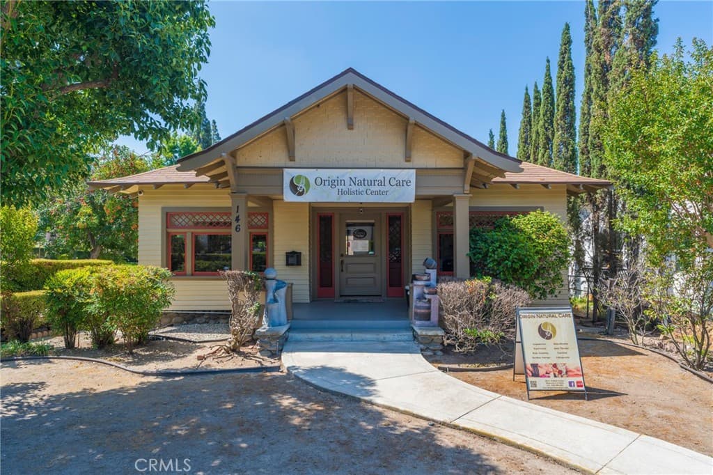 Home at 146 E Walnut Avenue, Monrovia — photo 4 of 12