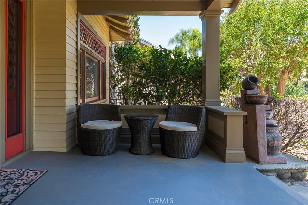 Home at 146 E Walnut Avenue, Monrovia — photo 6 of 12