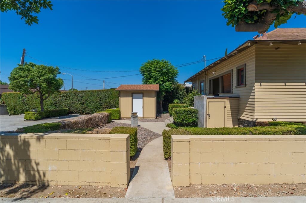 Home at 146 E Walnut Avenue, Monrovia — photo 8 of 12