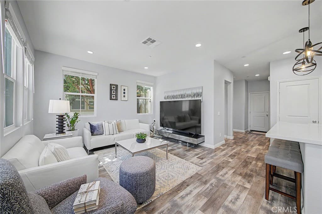 Townhouse at 2150 Citrus Place C, Hacienda Heights — photo 4 of 12