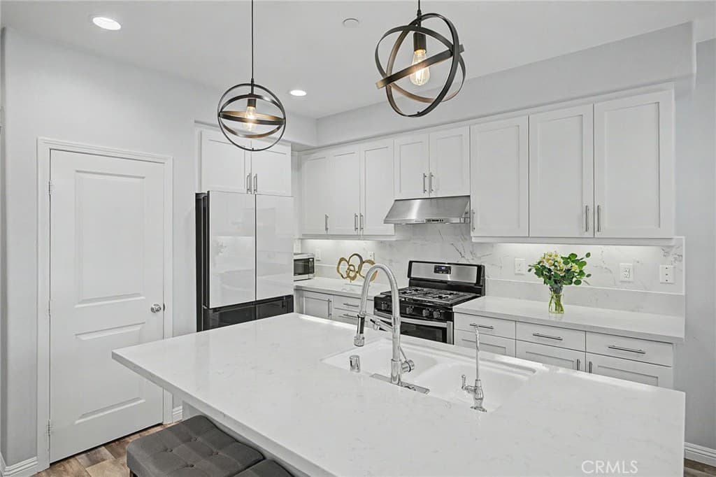 Townhouse at 2150 Citrus Place C, Hacienda Heights — photo 5 of 12