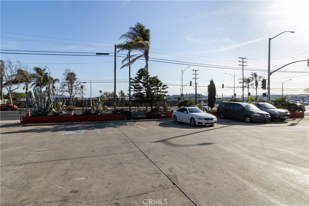 Commercial at 1601 E Mission Boulevard, Pomona — photo 7 of 12