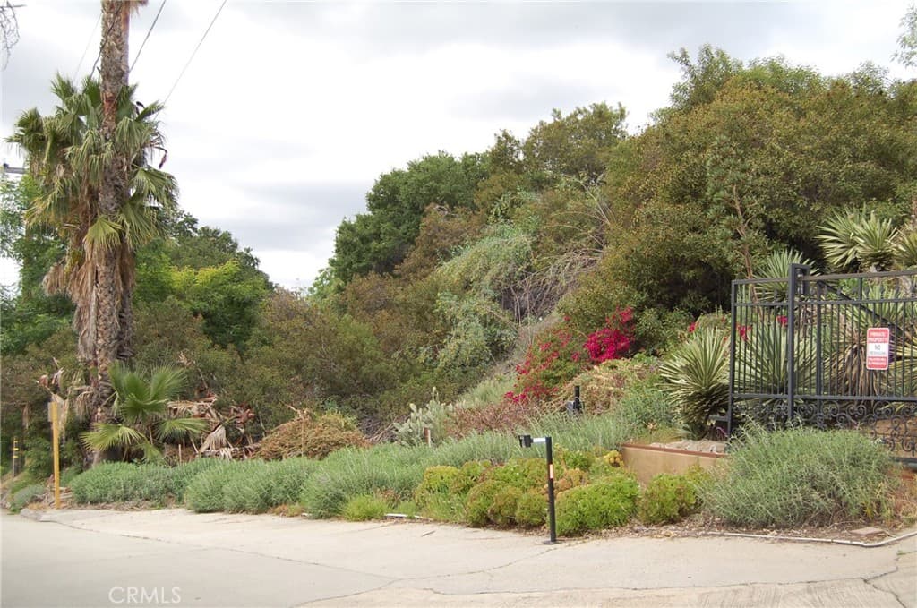 Home at 0 Broken Spur Road, La Verne — photo 7 of 12