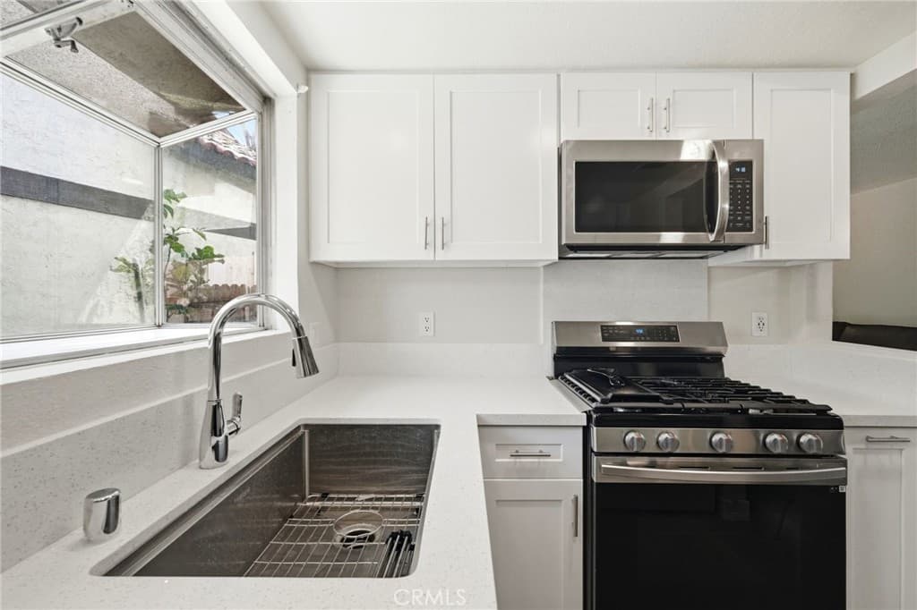 Condo at 15228 Ramona, Baldwin Park — photo 5 of 12