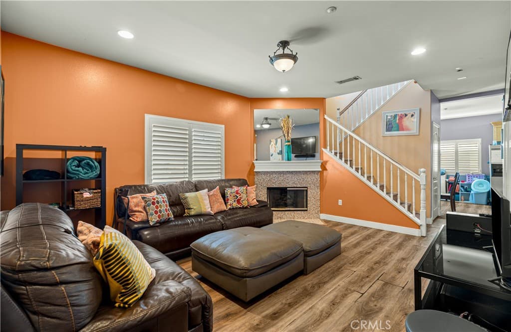 Home at 148 W Cherry Avenue, Monrovia — photo 3 of 12