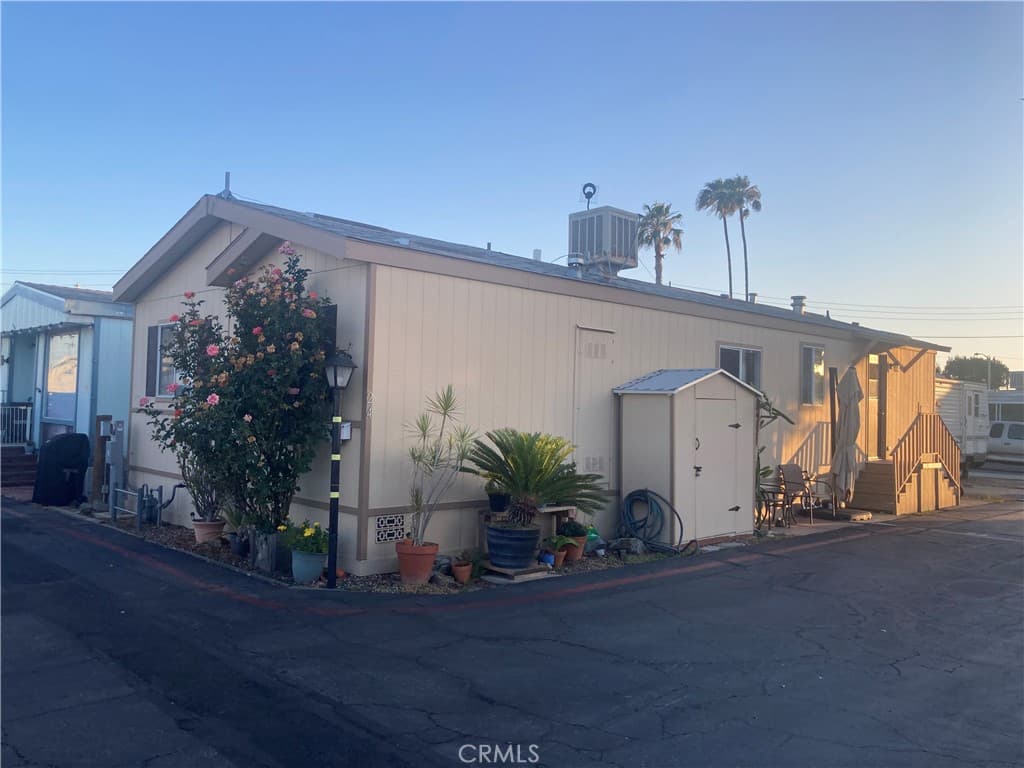 Home at 2909 Arrow Highway 24, La Verne — photo 3 of 6