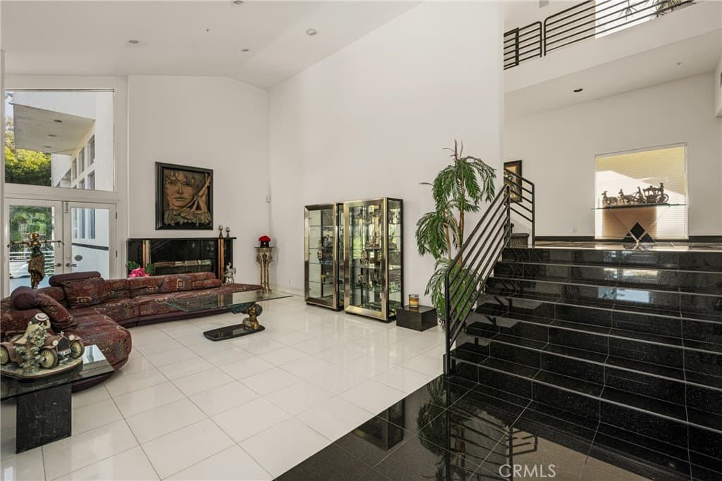 Home at 2820 Shadow Canyon Drive, Diamond Bar — photo 11 of 12