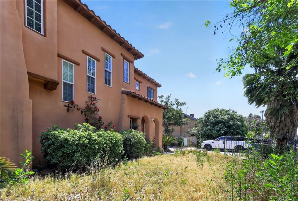 Condo at 1350 S Towne, Pomona — photo 11 of 12