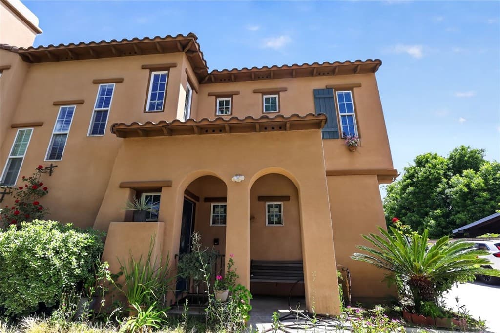 Condo at 1350 S Towne, Pomona — photo 6 of 12