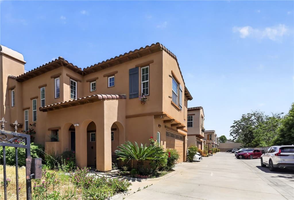 Condo at 1350 S Towne, Pomona — photo 7 of 12