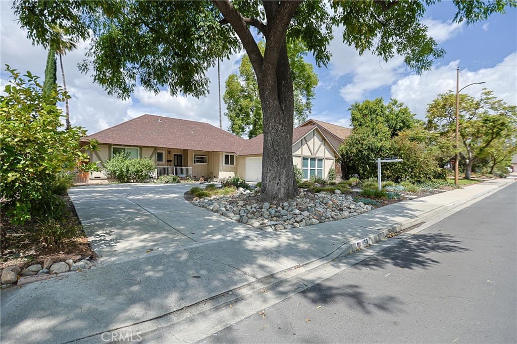 Home at 1153 Northwestern Drive, Claremont — photo 2 of 12