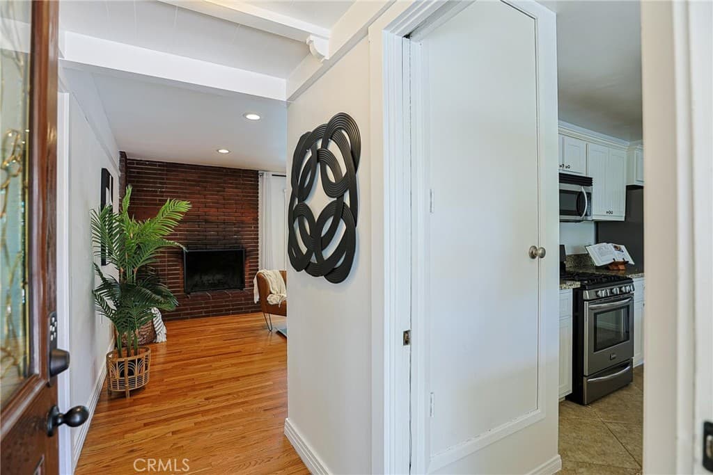 Home at 1153 Northwestern Drive, Claremont — photo 4 of 12