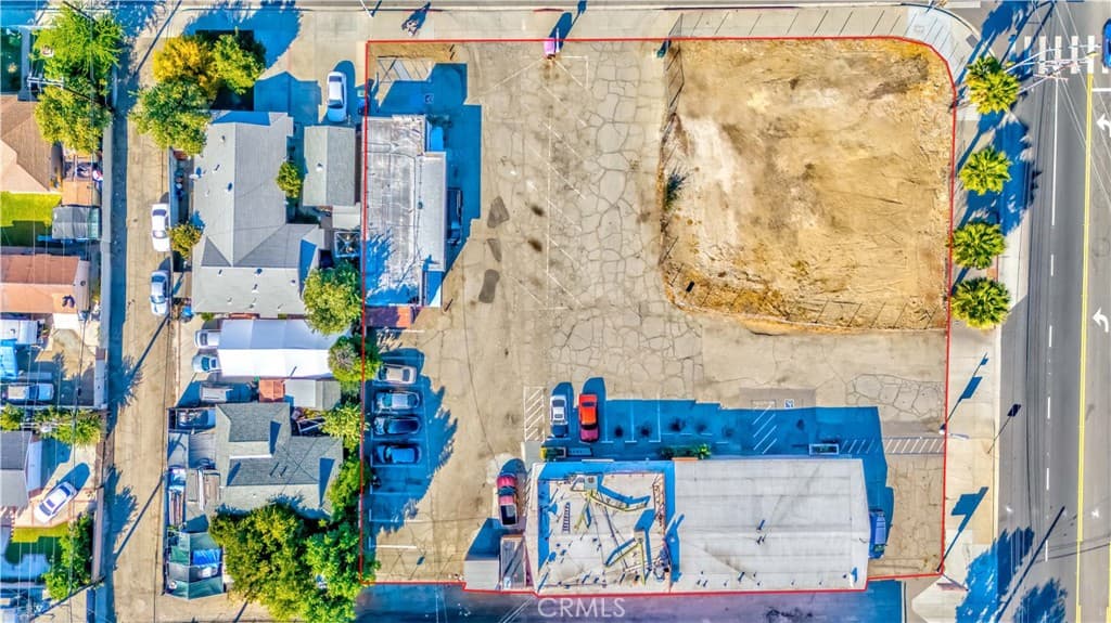 Commercial at 777 Indian Hill Boulevard, Pomona — photo 4 of 12
