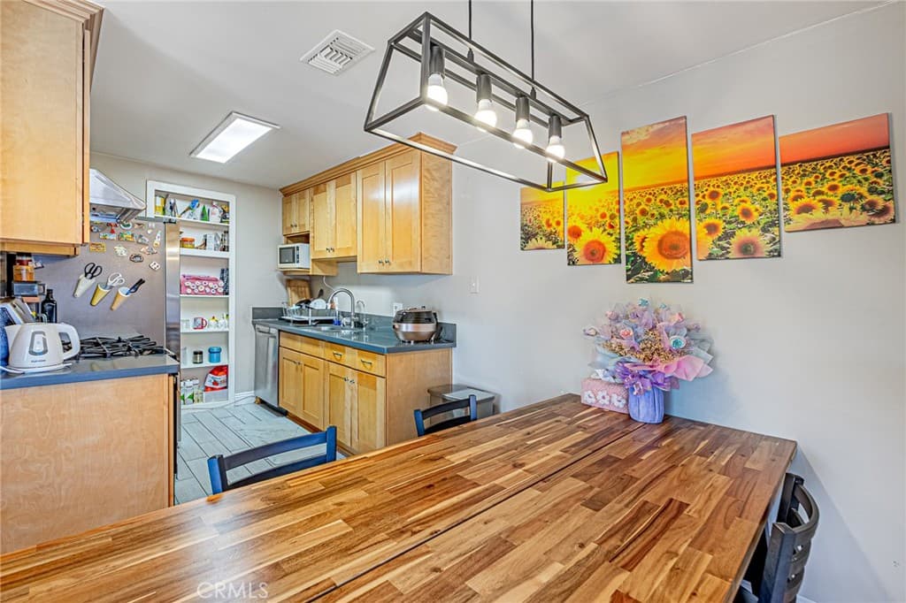 Condo at 1430 Countrywood Ave 61, Hacienda Heights — photo 9 of 12