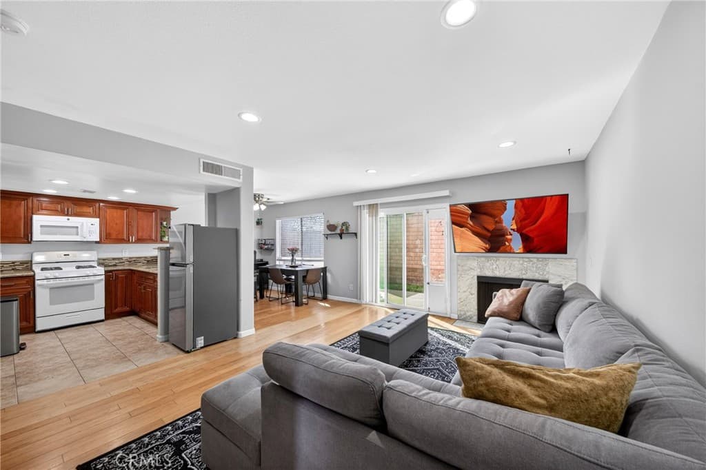 Condo at 1215 N San Gabriel, Azusa — photo 6 of 12