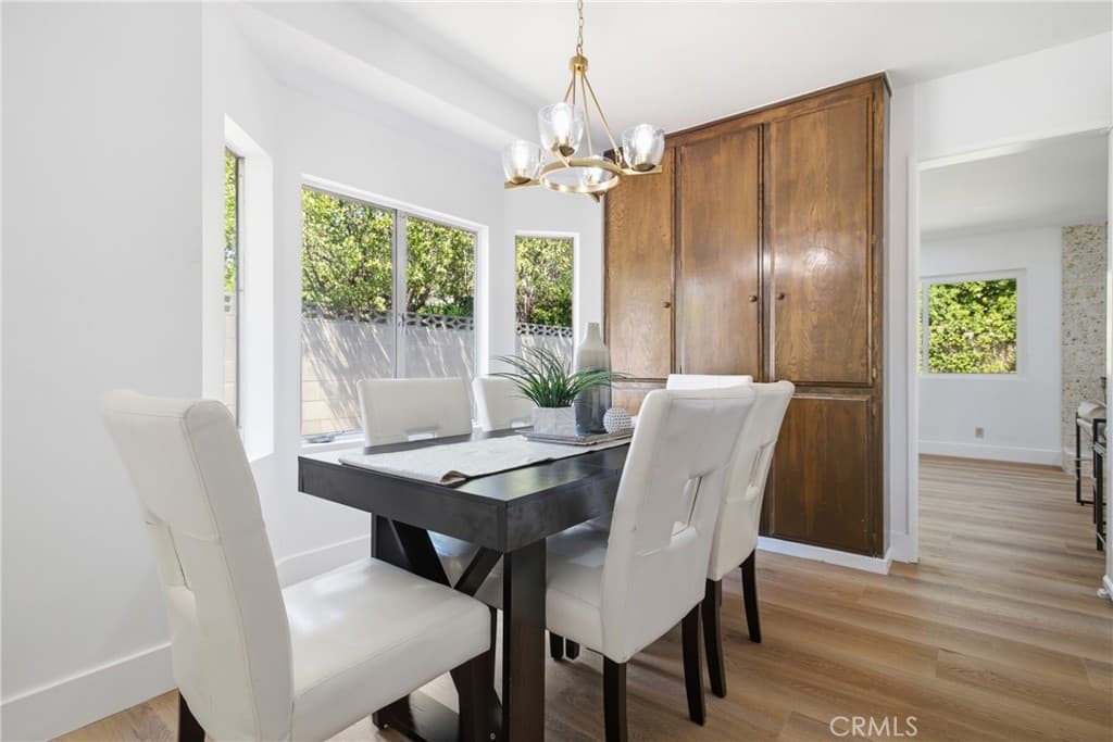 Home at 537 Redlands, Claremont — photo 12 of 12