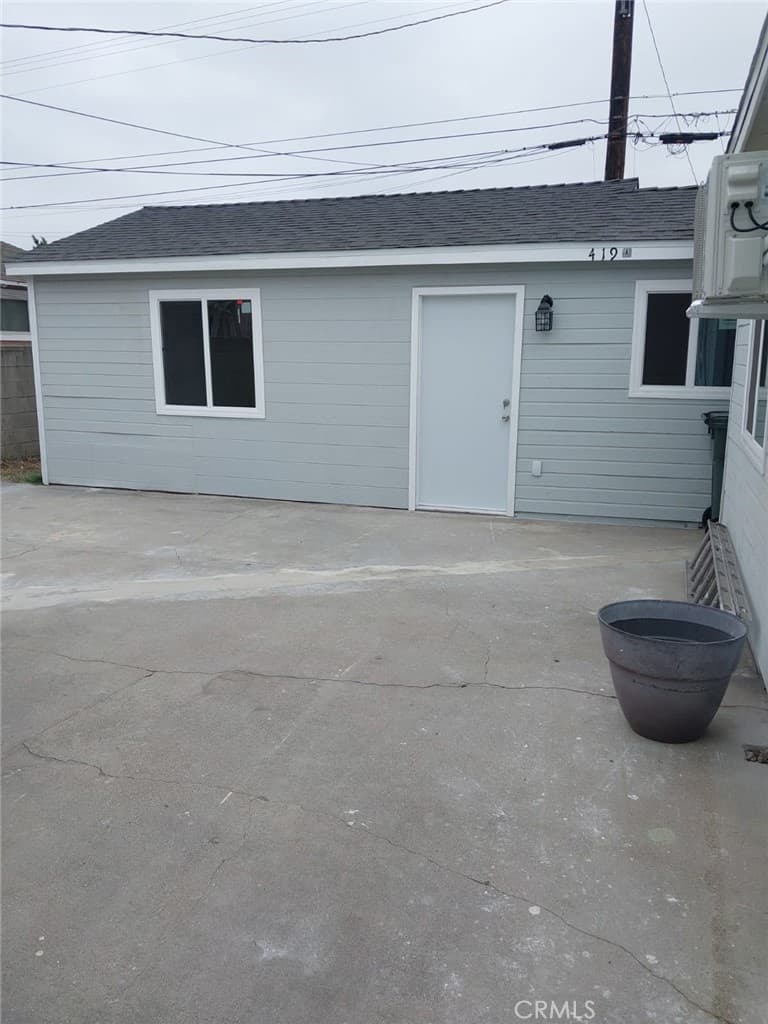 Home at 417 N Vernon, Azusa — photo 11 of 12