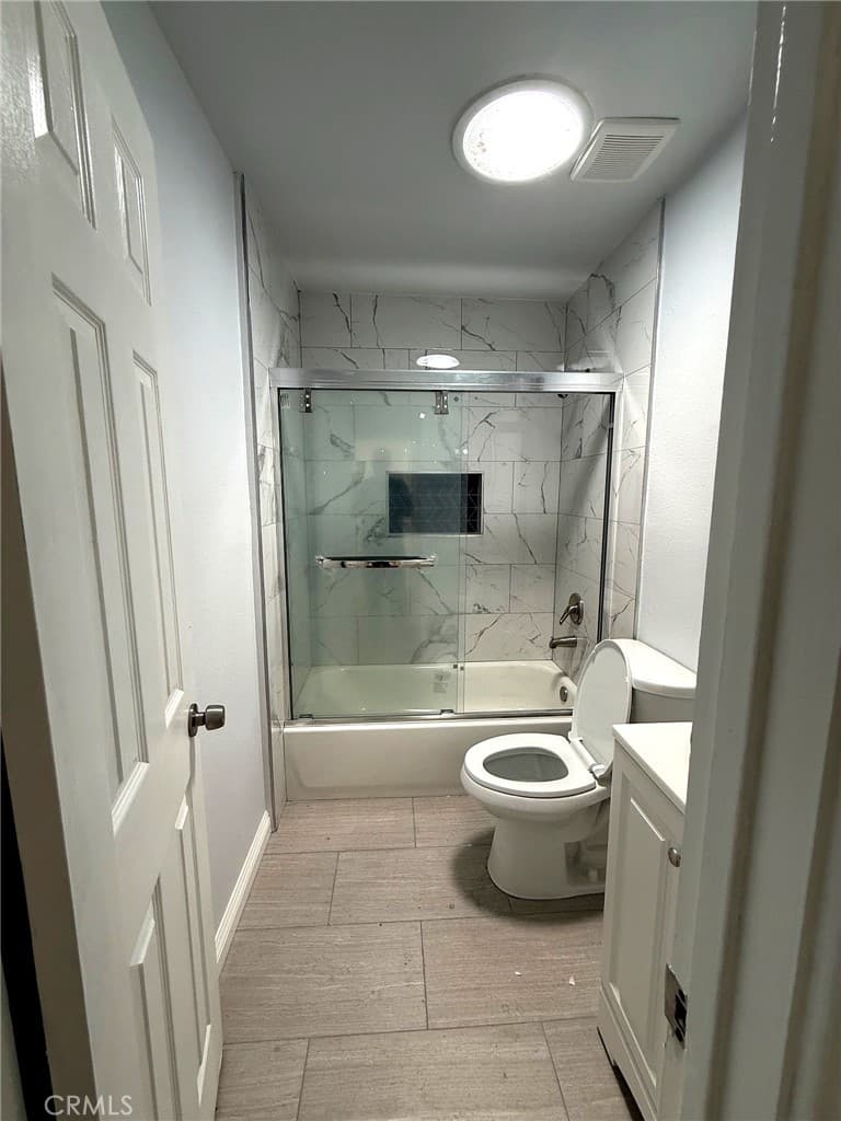 Home at 417 N Vernon, Azusa — photo 4 of 12