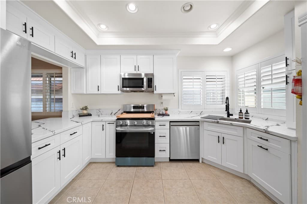 Home at 323 W Dawson Court, Glendora — photo 2 of 12