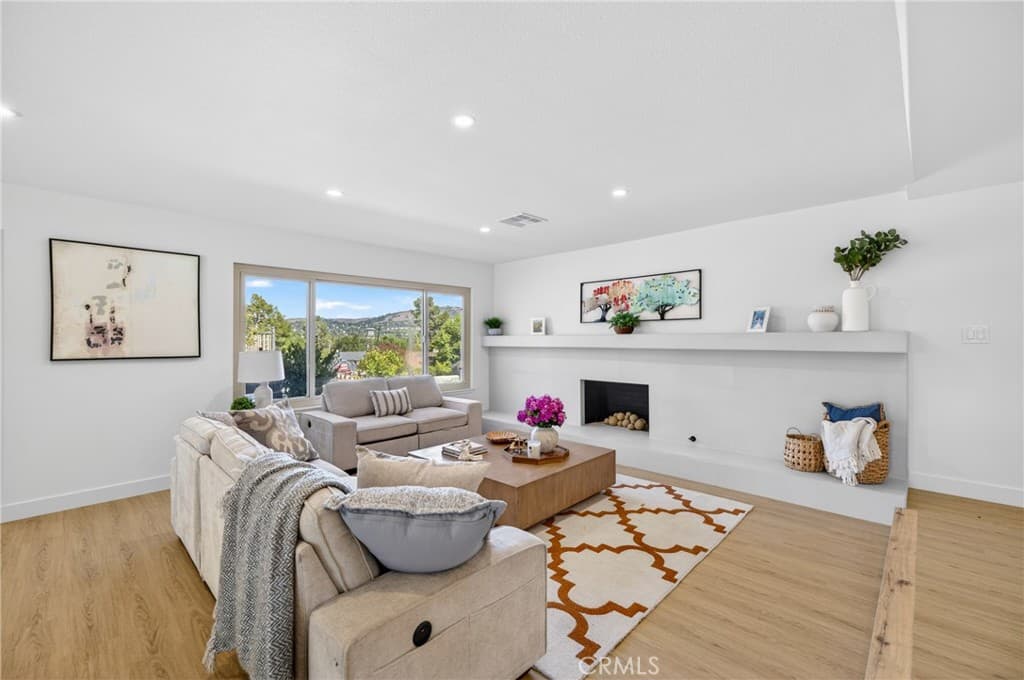 Home at 18147 Gallineta, Rowland Heights — photo 8 of 12