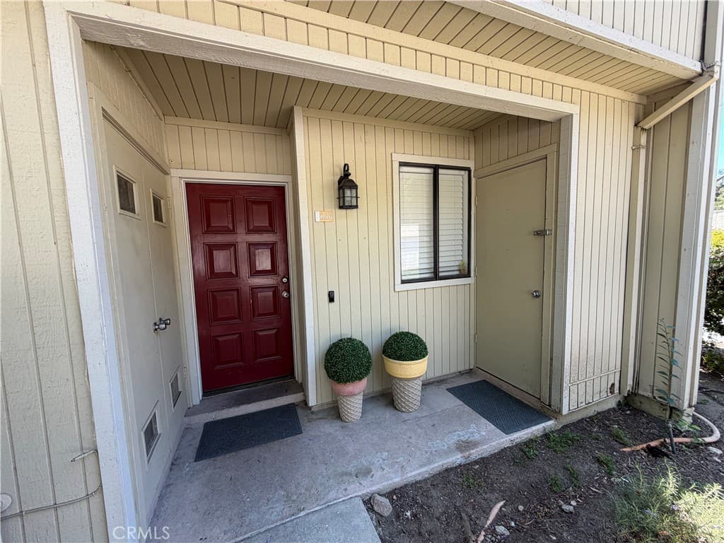 Condo at 630 Sycamore, Claremont — photo 1 of 12
