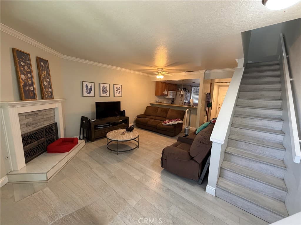 Condo at 630 Sycamore, Claremont — photo 9 of 12