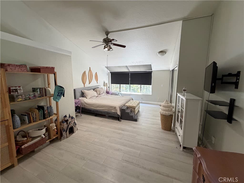 Condo at 630 Sycamore, Claremont — photo 10 of 12