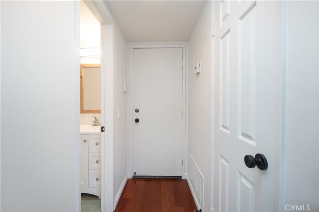 Townhouse at 587 S College, Claremont — photo 7 of 12