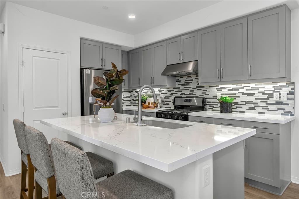 Townhouse at 2180 Citrus Place C, Hacienda Heights — photo 3 of 12
