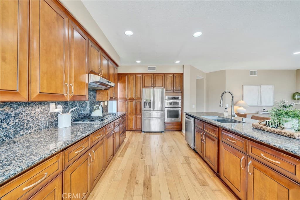 Home at 18142 Wellington Lane, Rowland Heights — photo 11 of 12