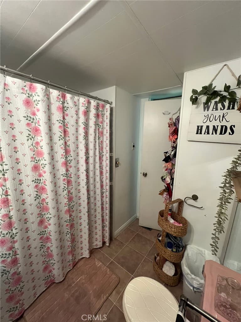 Home at 402 E Foothill Boulevard 67, Pomona — photo 7 of 10