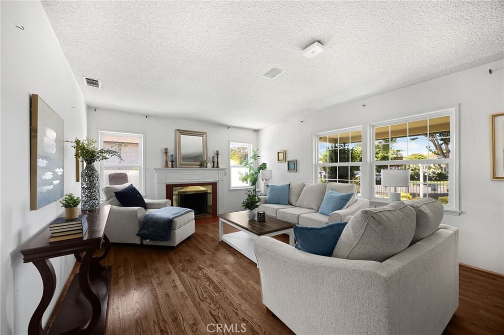 Home at 3220 Washington Avenue, El Monte — photo 5 of 12