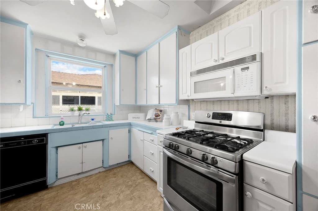 Home at 3220 Washington Avenue, El Monte — photo 10 of 12