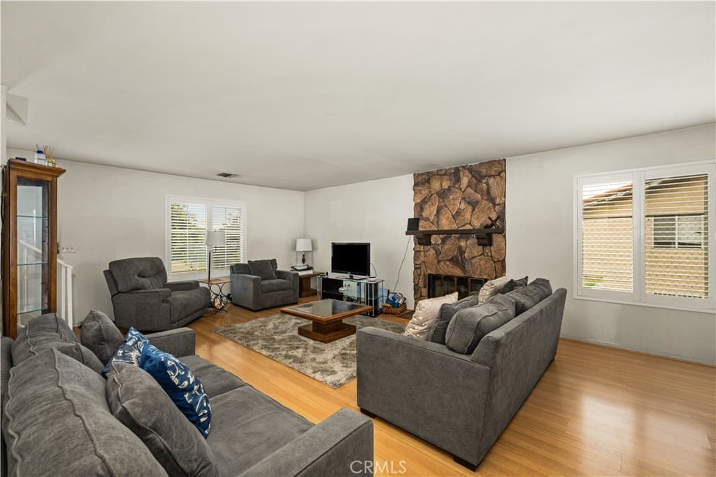 Home at 402 Greendale Drive, La Puente — photo 8 of 12