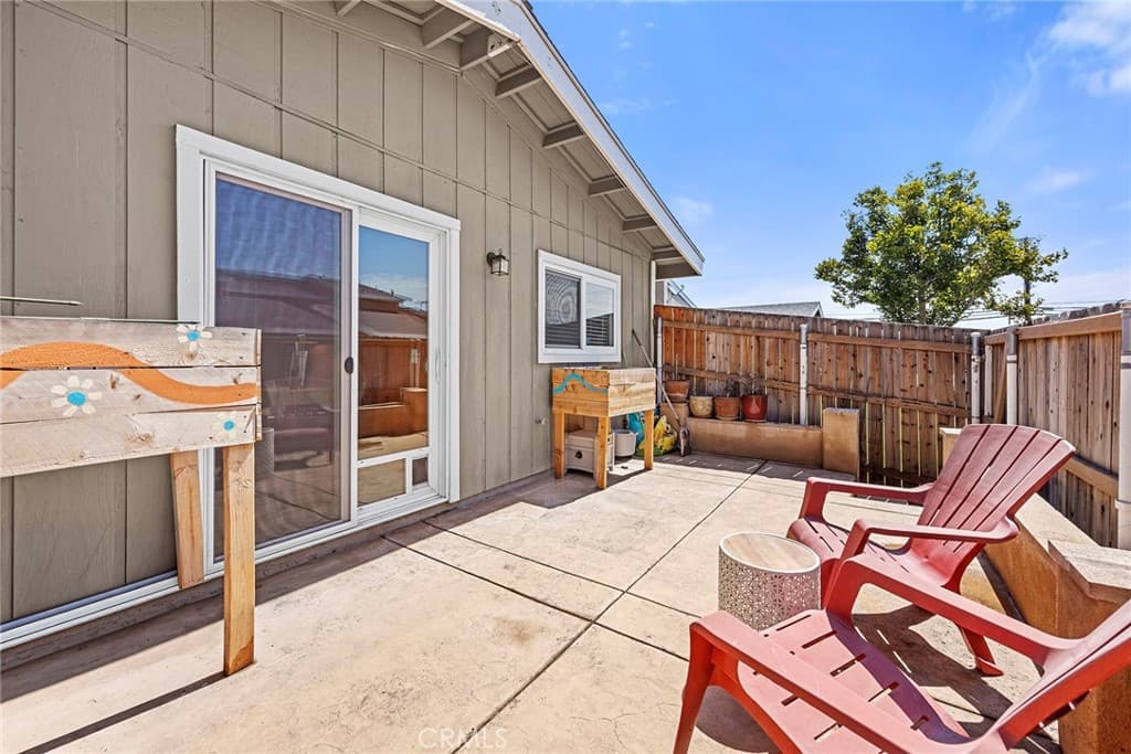 Townhouse at 2369 S Reservoir, Pomona — photo 4 of 12