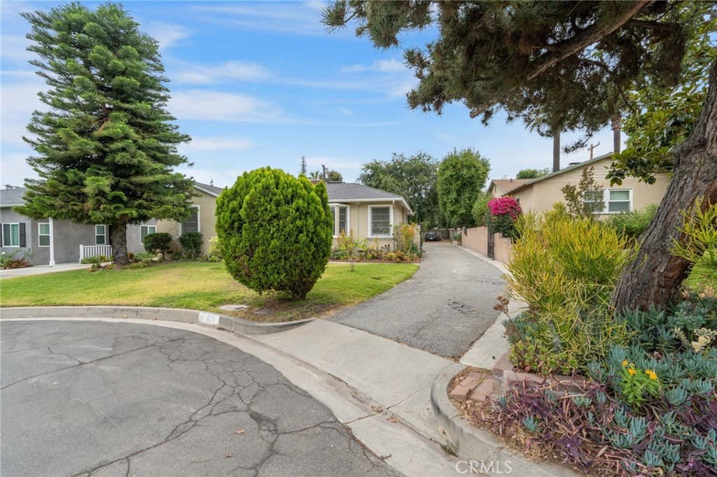 Home at 601 Hacienda, Monrovia — photo 2 of 12