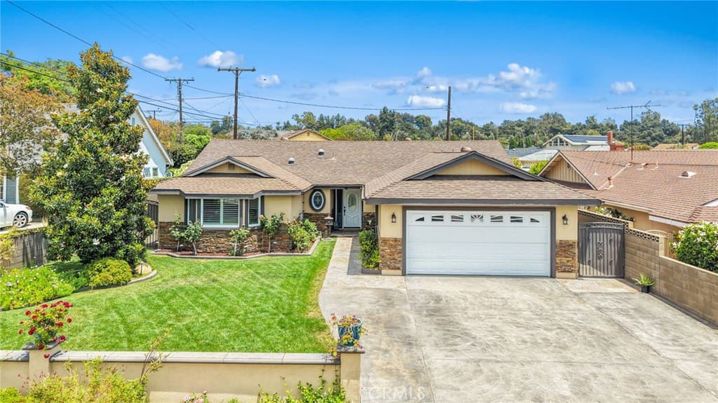 Home at 4766 Westside, La Verne — photo 2 of 12