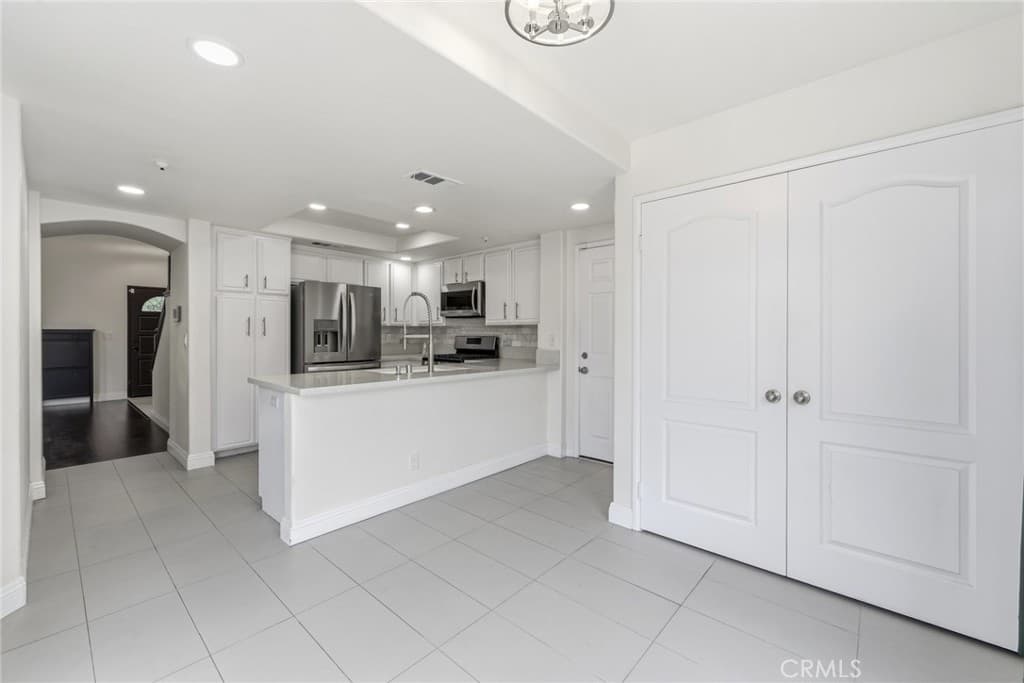 Home at 126 Bloom, Claremont — photo 9 of 12
