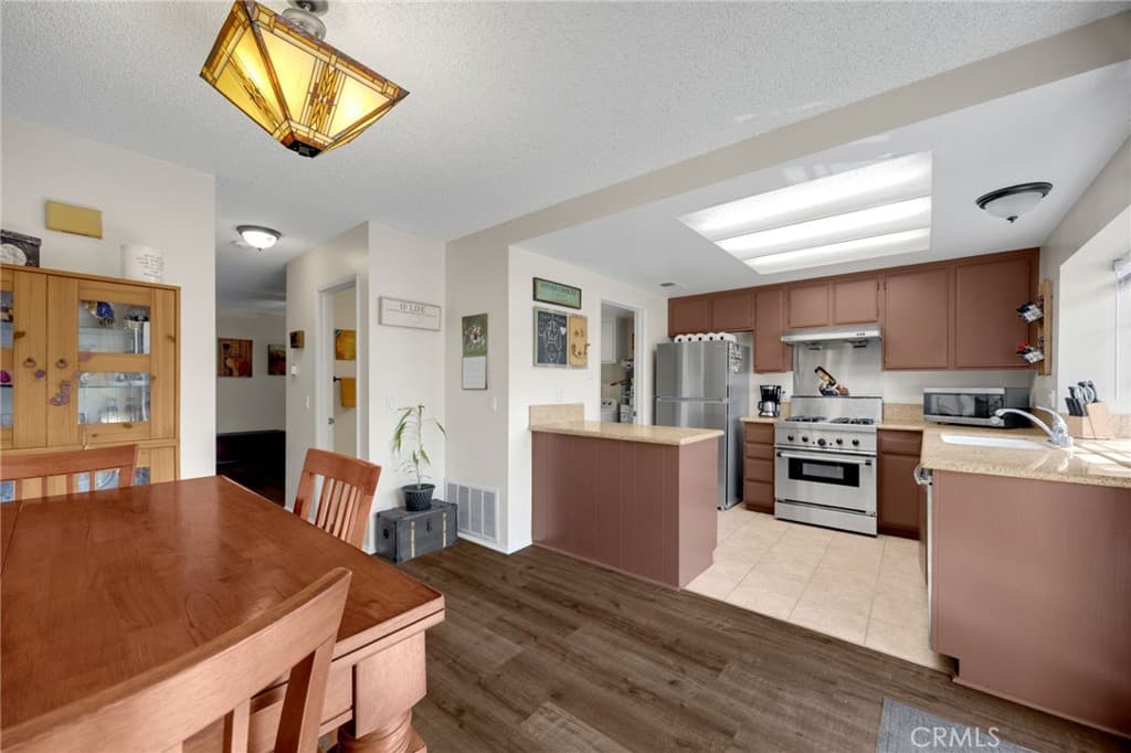 Townhouse at 21725 Laurelrim D, Diamond Bar — photo 10 of 12