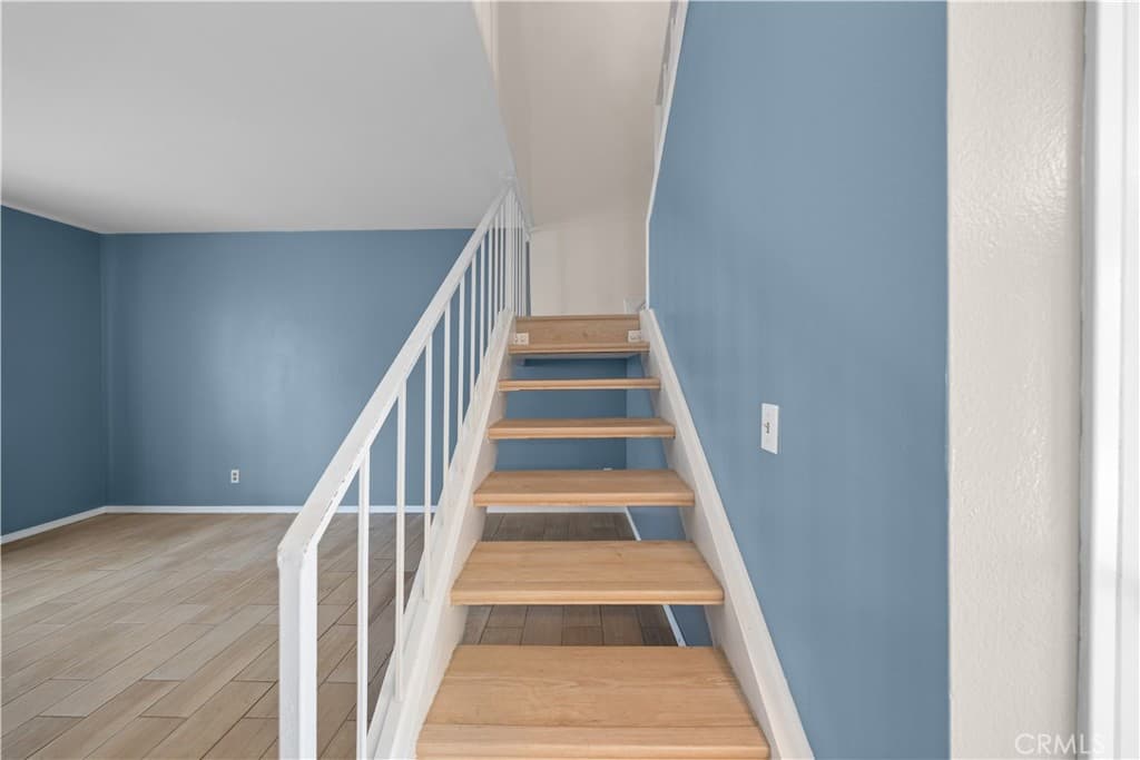 Townhouse at 1625 Heather Drive, La Verne — photo 5 of 12