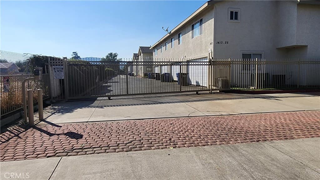 Condo at 1425 S White A, Pomona — photo 3 of 12