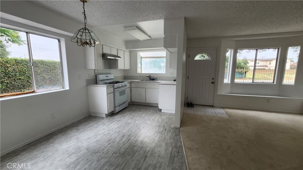 Condo at 1425 S White A, Pomona — photo 7 of 12