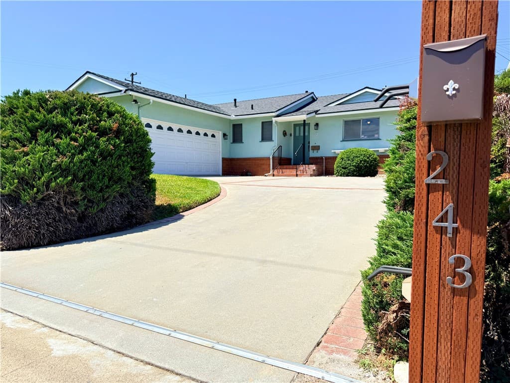 Home at 243 E Harrison Avenue, Pomona — photo 2 of 12