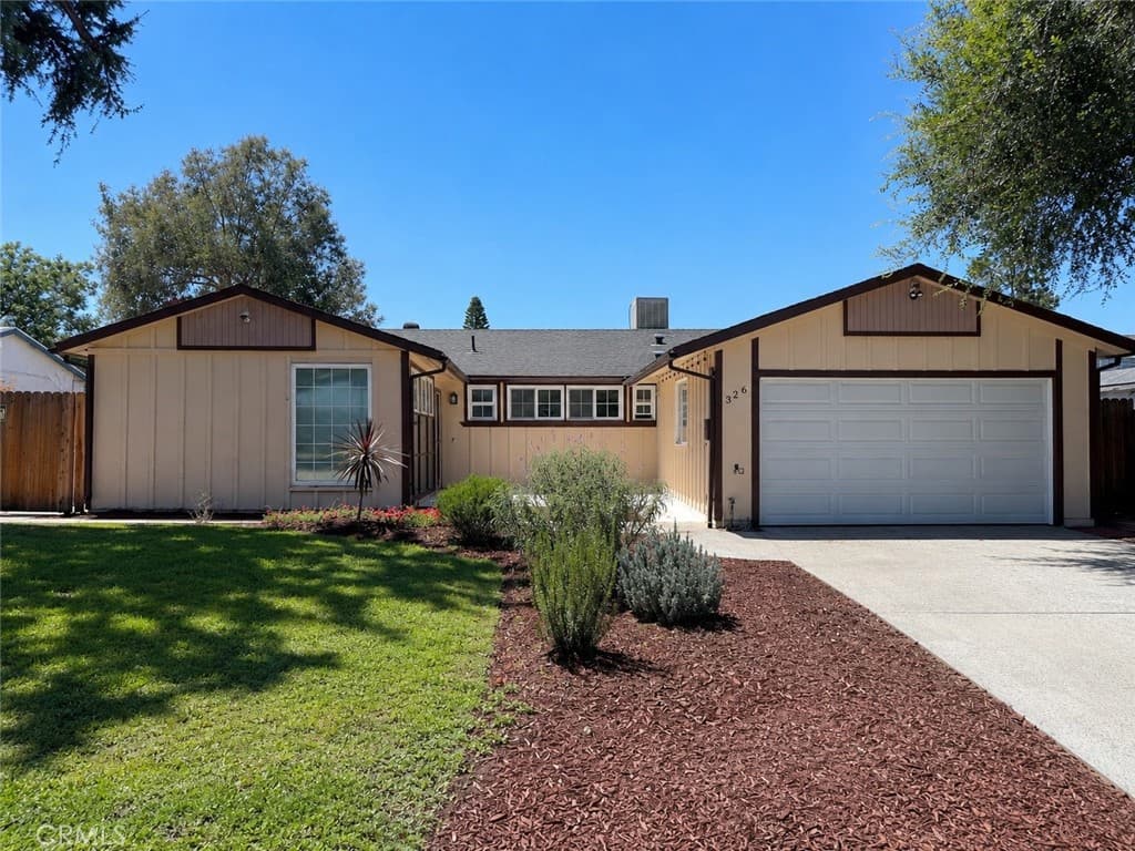 Home at 326 Foxbury Avenue, Pomona — photo 1 of 12