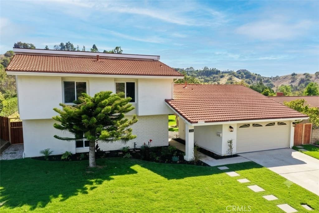 Home at 1416 Calle Pajaros, San Dimas — photo 2 of 12