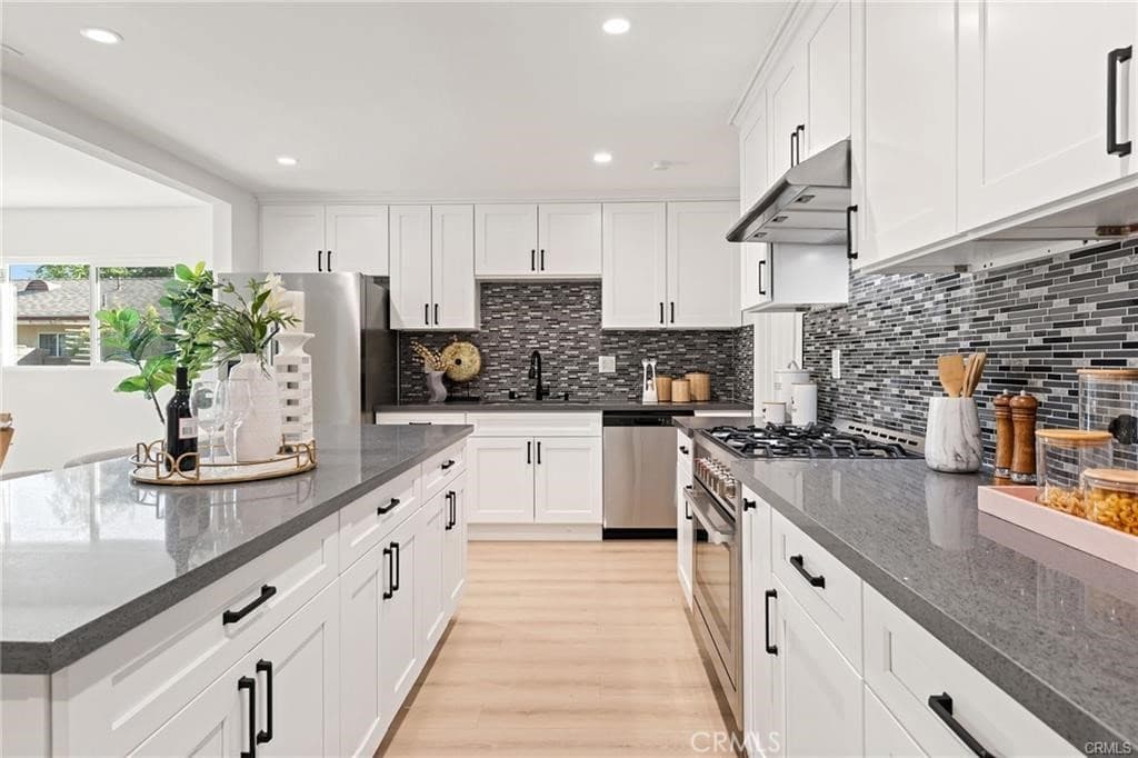 Home at 1704 S Orange Avenue, West Covina — photo 10 of 12