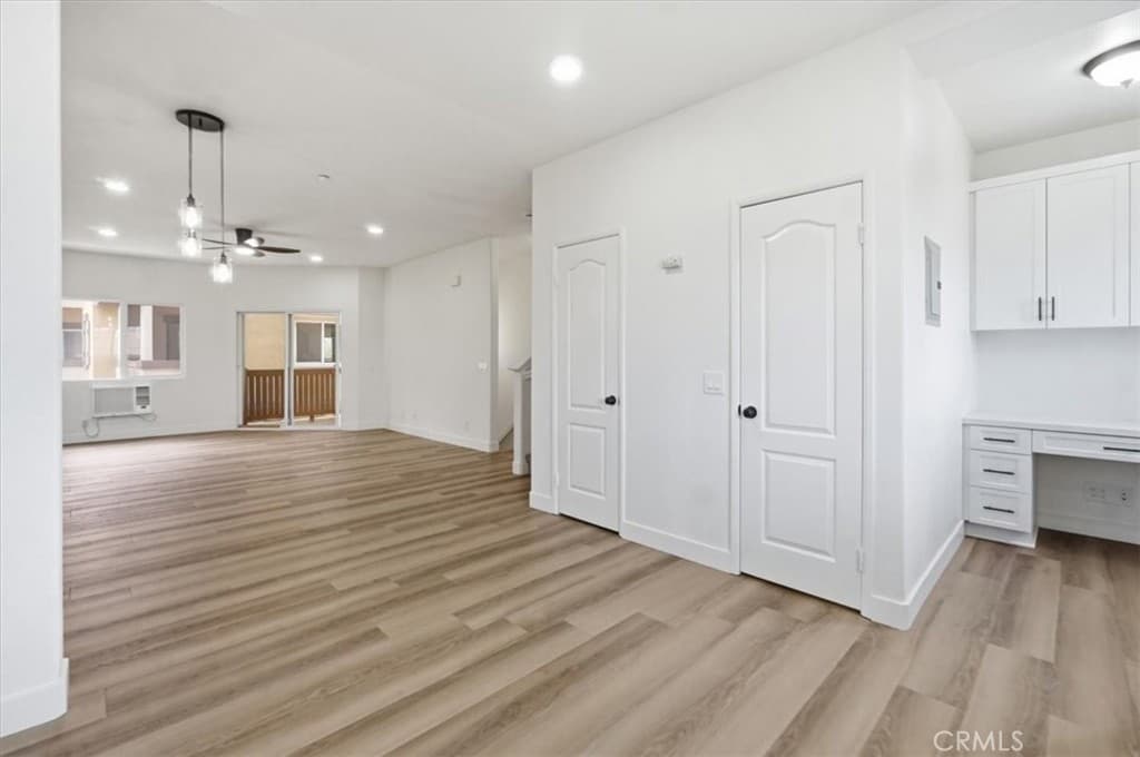 Townhouse at 511 N Lark Ellen G, Covina — photo 11 of 12